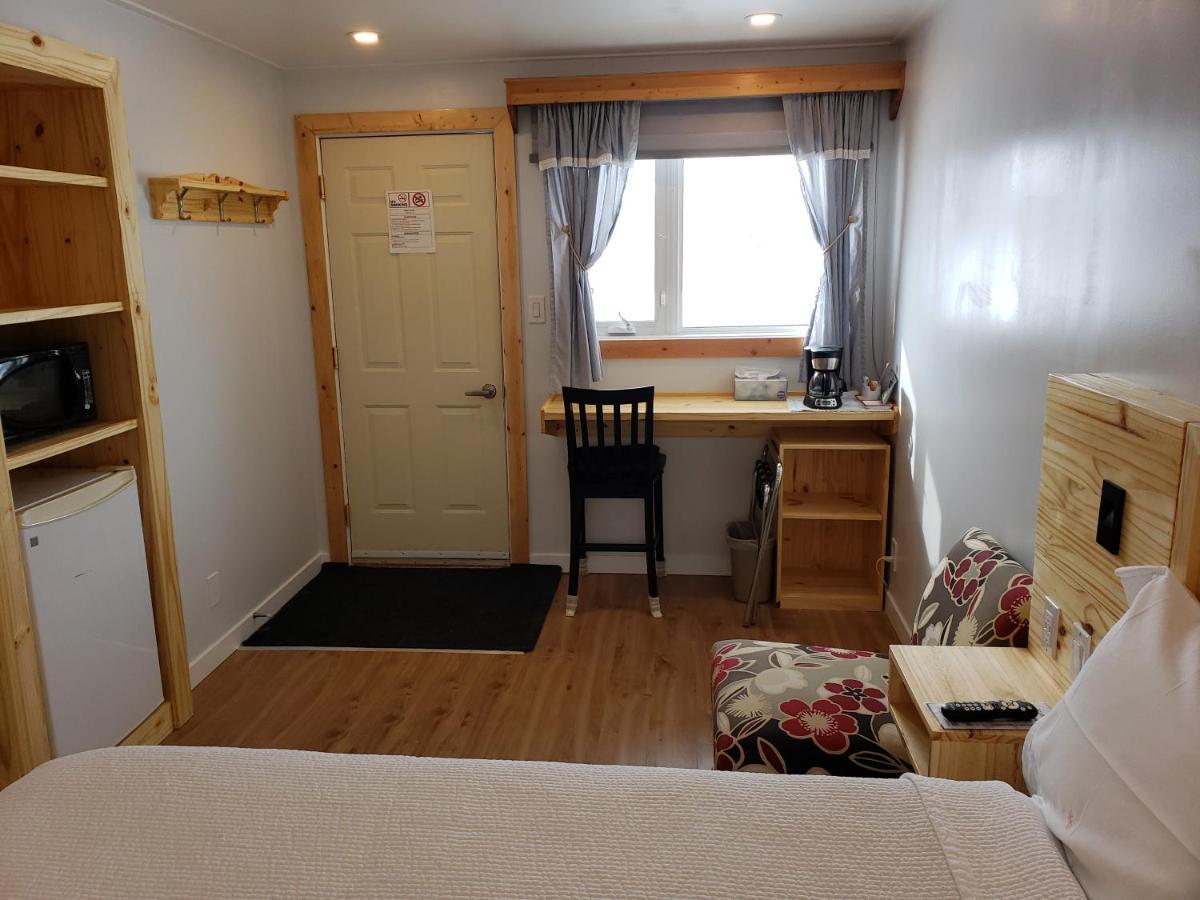 Quest Motel Whitewood Eksteriør billede